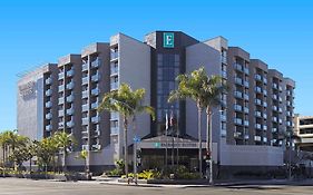 Embassy Suites Los Angeles International Airport